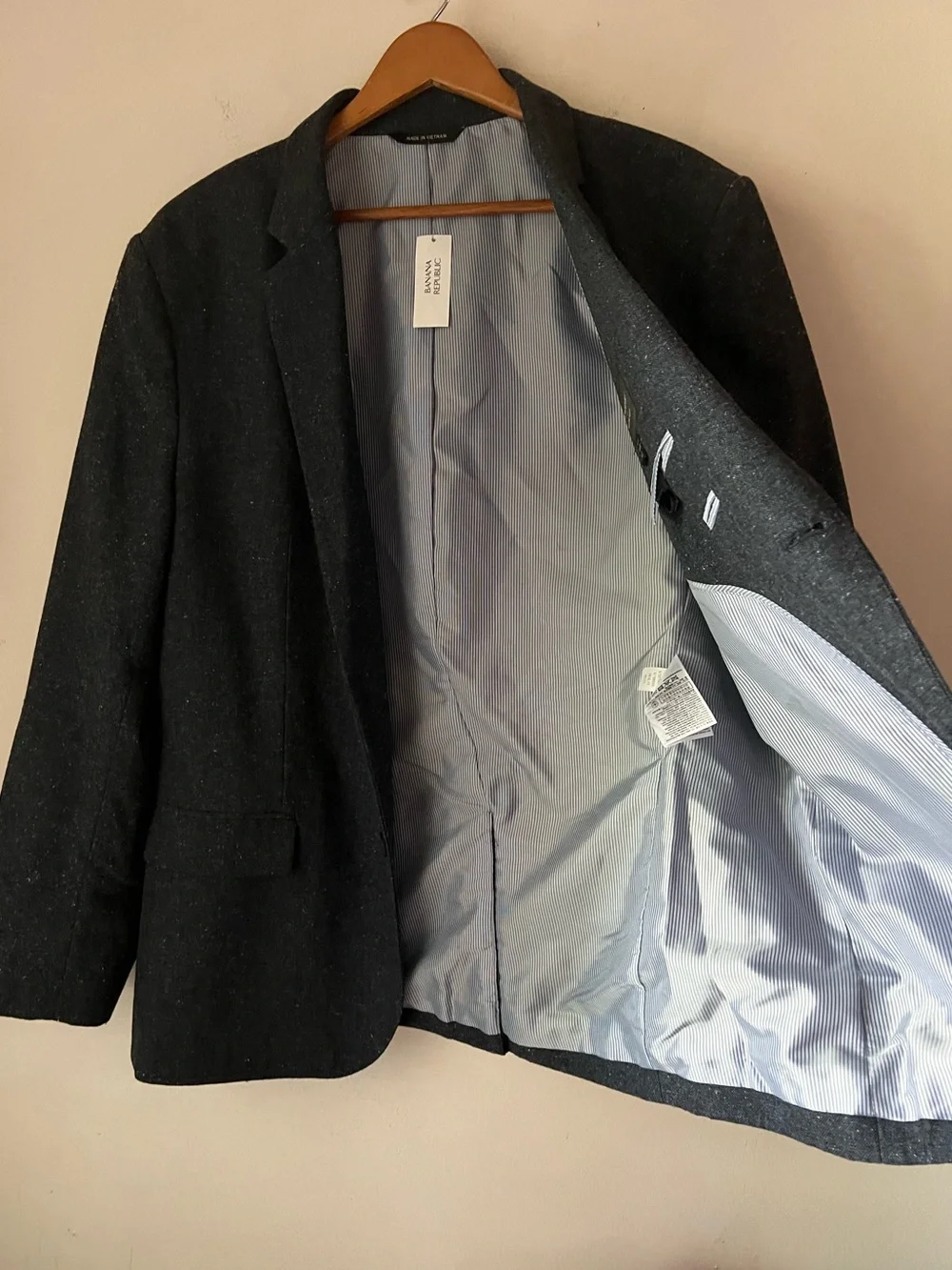 NWT Banana Republic Wool Blend Tailored Slim Fit Sport Coat Jacket 46R Charcoal